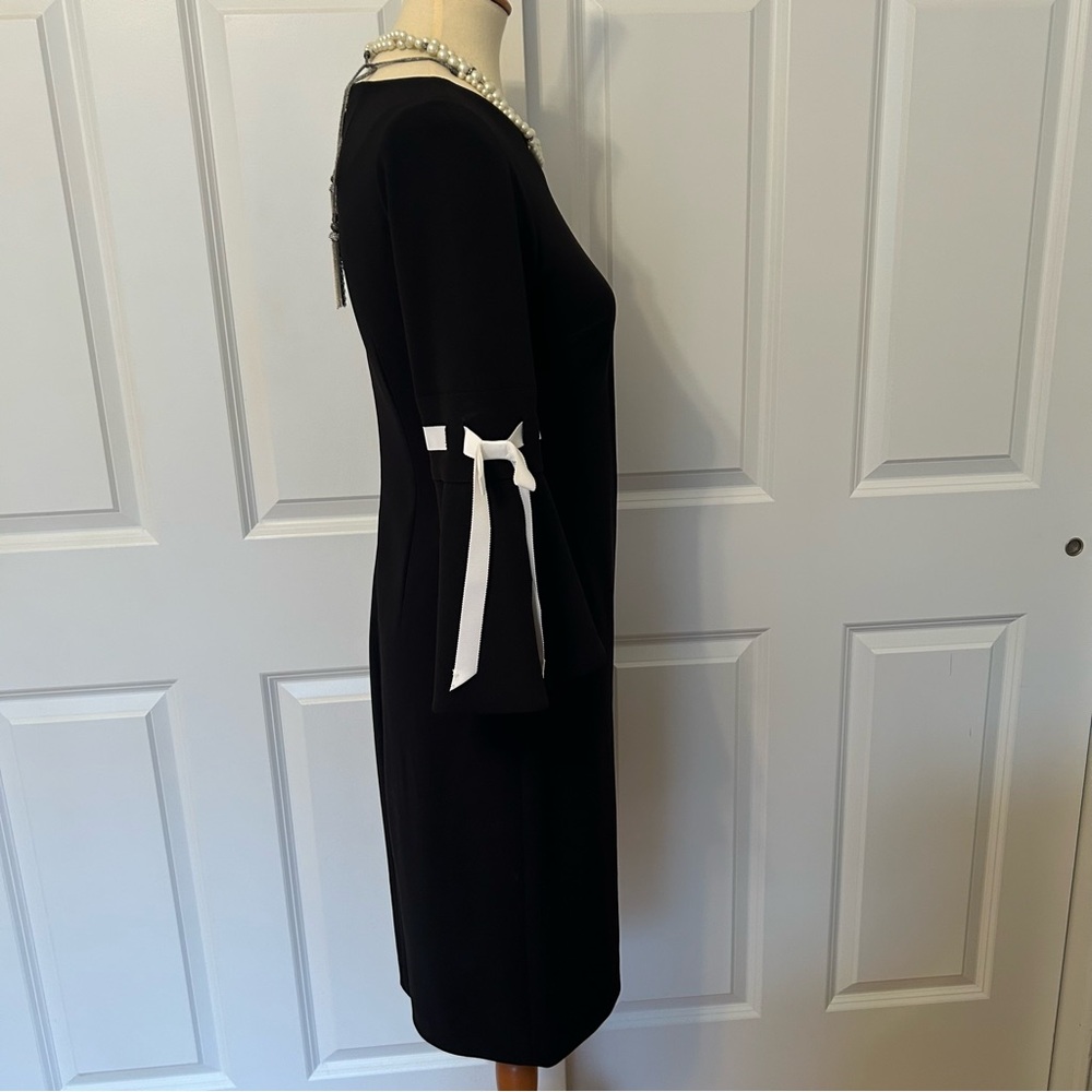 Calvin Klein Elegant Black Dress with White Bow Accents - Picture 2 of 4